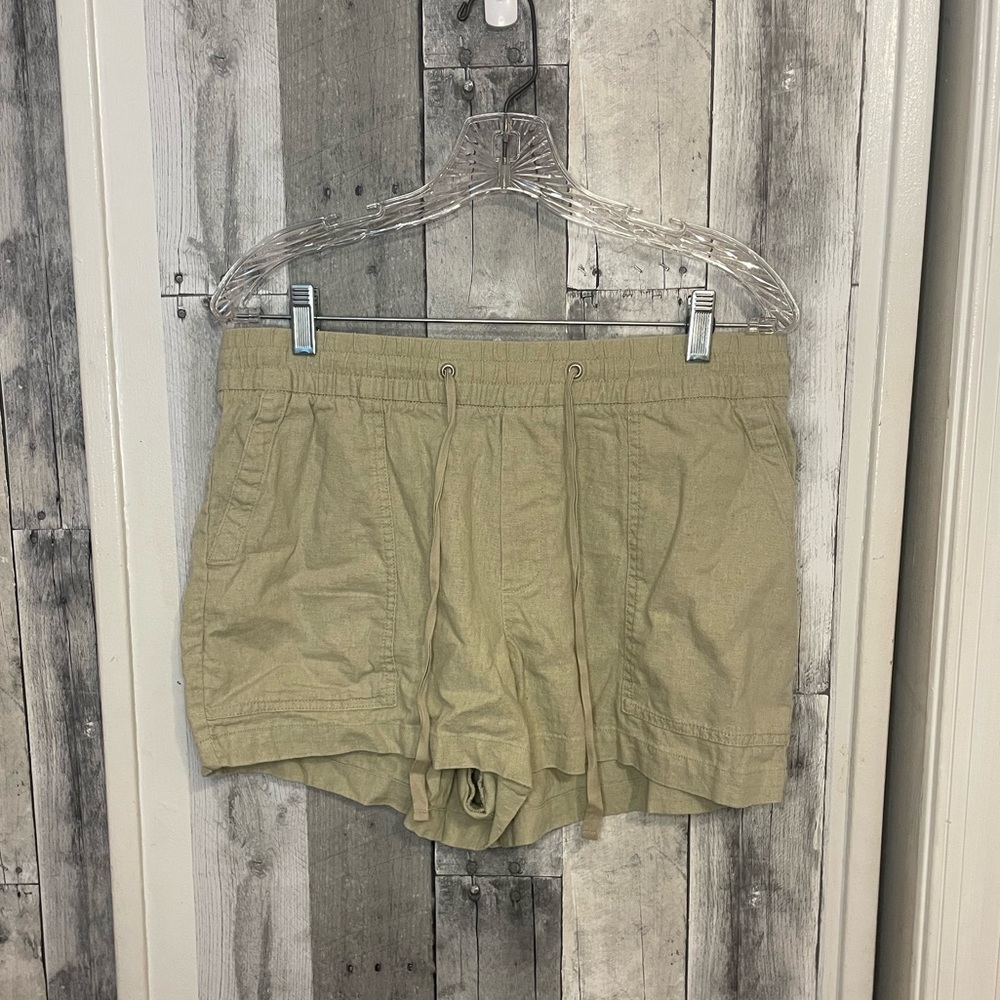 GAP CARGO SHORTS